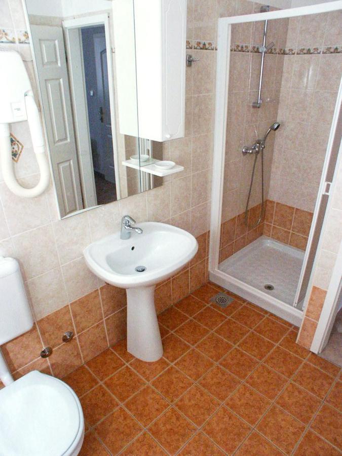 Apartments And Rooms With Wifi Vrsar, Porec - 3007 외부 사진