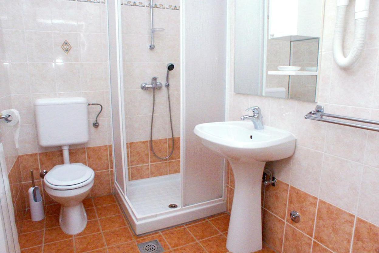 Apartments And Rooms With Wifi Vrsar, Porec - 3007 외부 사진